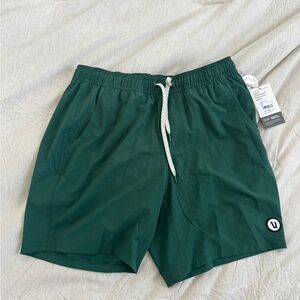 Vuori Men's Dark Green Athletic Shorts (7 inch-lined)